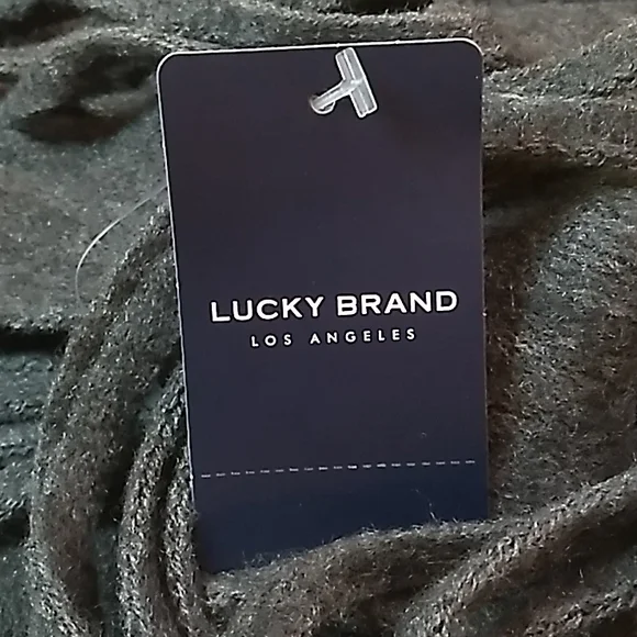 Lucky Brand Dark Gray Scarf 18 x 90 inches including the fringe. NWT - Picture 2 of 7
